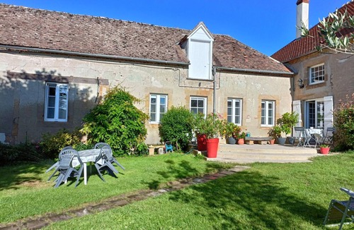 Neuvy Cottage | Gite Neuvy, 1 bedroom, 3 persons
