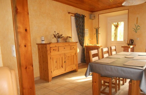 Alleyrac House | Gite, quiet, crossroads of hiking, auvergne, family or retirement group