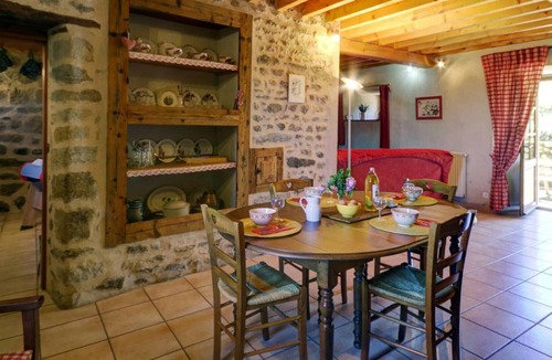 Saint-Bonnet-le-Courreau House | Gite Saint-Bonnet-le-Courreau, 3 bedrooms, 6 persons