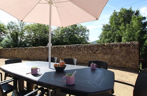 Saint-Privat-d'Allier Cottage | Gite Saint-Privat-d'Allier, 4 bedrooms, 7 persons