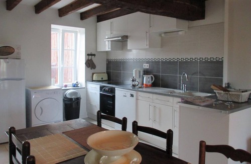 Saint-Priest-d'Andelot Cottage | Gite Saint-Priest-d'Andelot, 2 bedrooms, 4 persons
