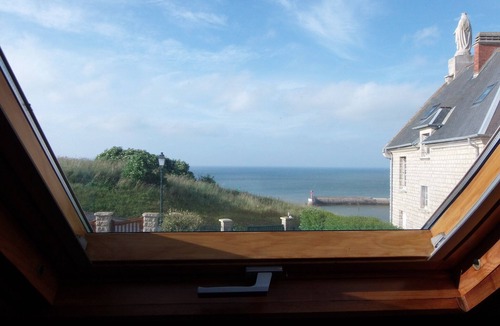 Port-en-Bessin-Huppain House | Gite,sea view,all comforts, garden, 2 bedrooms for 4 people close to Omaha Beach
