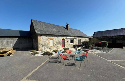 Livre-la-Touche House | Gite sleeps 14, ideal for families and gatherings, quiet location.