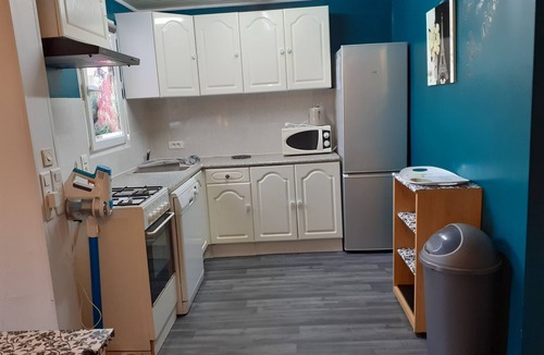 Saint-Crepin-et-Carlucet Apartment | Gîte ST MARTIN 6 persons with heated swimming pool