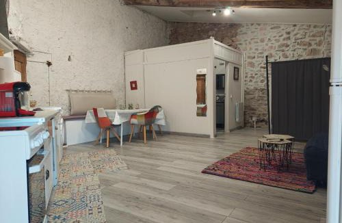 Tuchan Apartment | Gite Studio Les Maisons de Gaïa climatisé