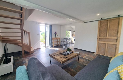 Villemontais Cottage | Gite Villemontais, 1 bedroom, 2 persons