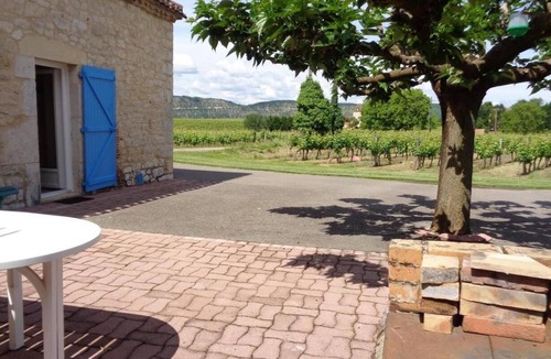 Parnac House | Gîtes de France® - At the end of the village.