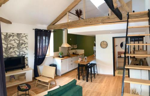 Chauvigny Apartment | Gites De la Cour au Grenier