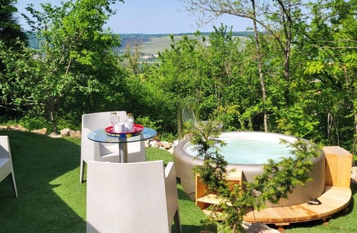 Dormans RV Rental | Glamping 'Les Bulles Du Coq De Champagne' with Mountain View, Jacuzzi and Wi-Fi