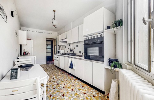 Issy-l'Eveque Apartment | Gorgeous apartment in issy-l'évêque