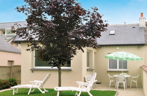 Trevou-Treguignec House | Gorgeous home in Trévou Treguignec