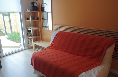 Hillion Apartment | GR34, STUDIO "ESTRELLA", COSY LITTLE COCOON
