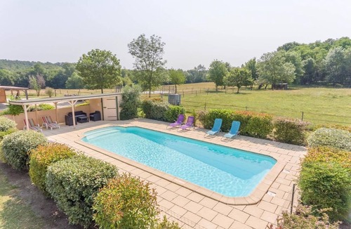 Les Salles-De-Castillon House | Grand Gite de la Mondette