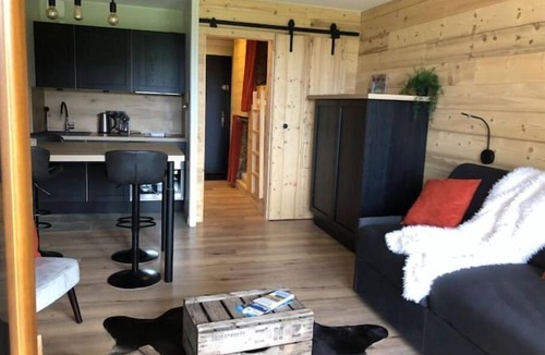 Lans-en-Vercors Apartment | Grand Studio Beethoven Rénové au Centre du Village