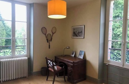 Mezilles House | Grande maison avec piscine à 2h de Paris, 3h15 de Lyon, pour 14 Personnes