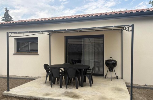 Ludies House | Grande maison neuve 8-9 personnes climatisé