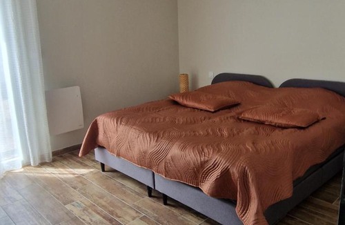 Ludies House | Grande maison neuve 8-9 personnes climatisé