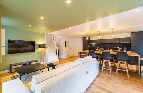 Guingamp House | Grande maison pour 12 personnes, au coeur de Guingamp