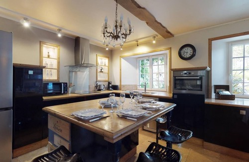 Tamerville Cottage | Grande Petite Duckerie 15pers : jacuzzi, 15min sea