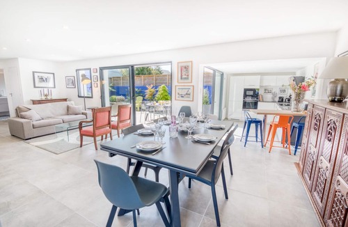 Larmor-Plage House | Grande Villa Bord de Plage par Groom
