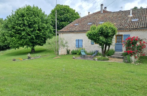 Pons House | Grange Aménagée Avec Piscine