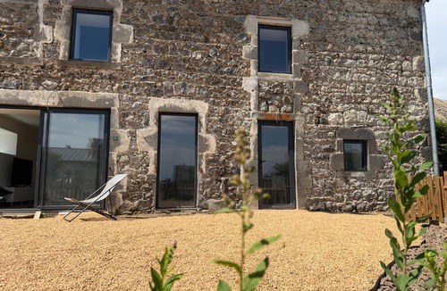 Aydat House | Grange au cœur du parc des Volcans d'Auvergne