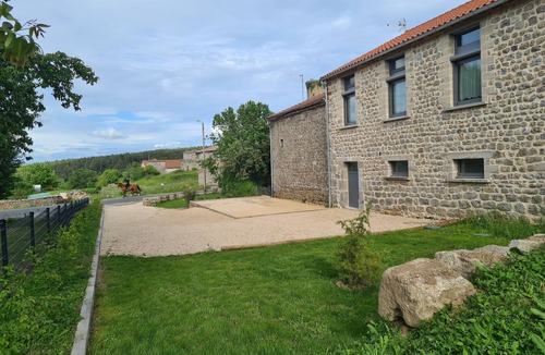 Grezes Villa | Grange Rénovée au Cœur du Village Proche du Château