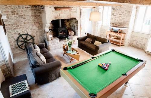 Isigny-sur-Mer Cottage | Great Ancient Renovated with fireplace and billiards