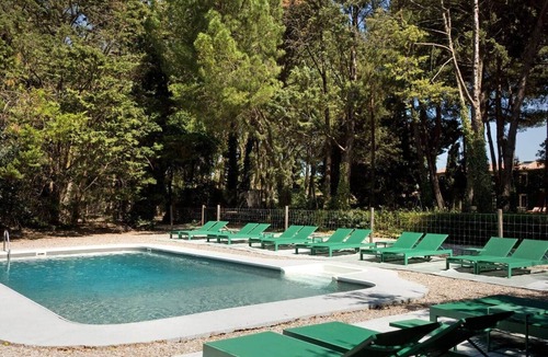 Carcassonne House | Great luxury at the foot of the Chateau