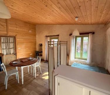 Oudon House | Green cottage