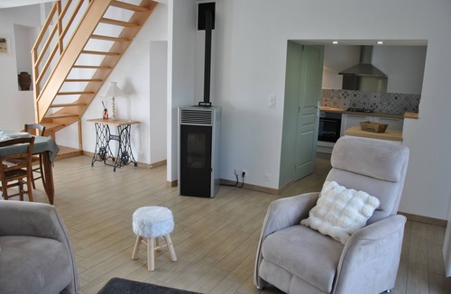 Prissac House | Green escape and disconnection at Gîte le Guêpier