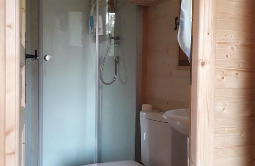Audeville Cabin | Grey partridge trailer