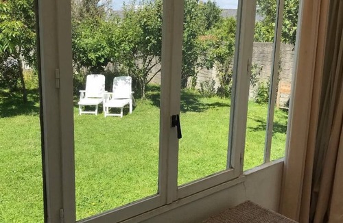 Groix House | Groix: Authentic fisherman's house close to any convenience