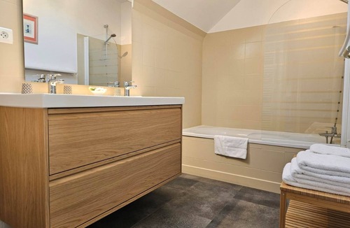 Belz House | Groix Island Bed and Breakfast