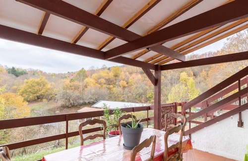 Bessede-de-Sault Ski Chalet | Ground floor of a beautiful cottage