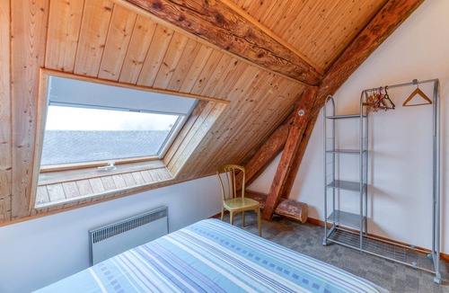 Saint-Jean-de-Vaulx House | Guest House 'Chambre 2' with Shared Terrace, Private Garden and Wi-Fi