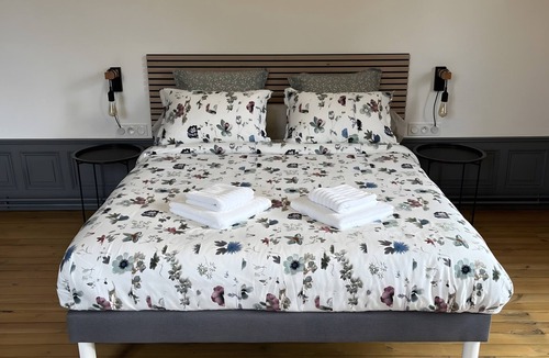 Joze Bed & Breakfast | Guest Room 4 with Shared Terrace, Wi-Fi and Air Conditioning