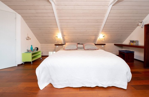 Arzano Bed & Breakfast | Guest Room 'Campanule' with Shared Pool, Terrace, and Wi-Fi