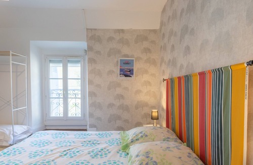Saucede Bed & Breakfast | Guest Room “Chambre Baretous” with Shared Garden and Wi-Fi