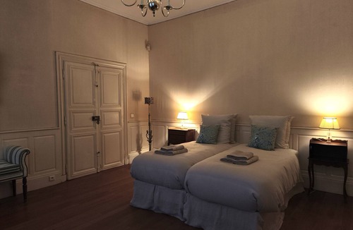 Saint-Amand-Montrond Bed & Breakfast | Guest Room “Chez Diane - Daphné” Family Suite on One Level
