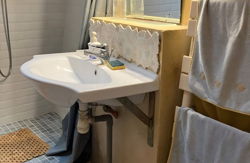 Ile-de-Brehat Bed & Breakfast | Guest Room “Île de Bréhat” with Private Terrace and Wi-Fi
