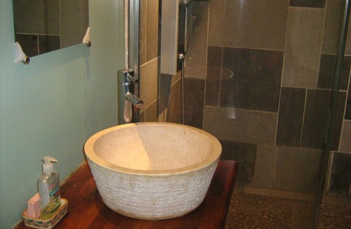 Foissy Bed & Breakfast | Guest Room “La Jonquille” with Private Garden and Wi-Fi