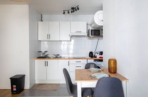 Saint-Vincent-de-Paul Apartment | GuestReady - Bright Stay in the Heart of the 10th