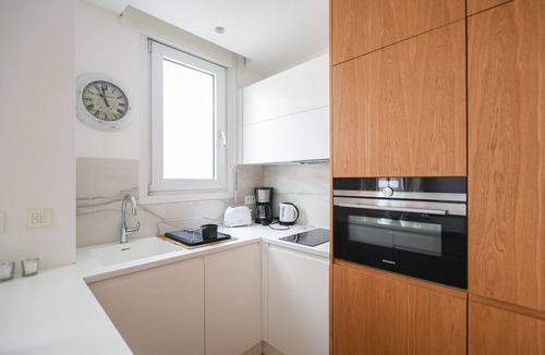Champs-Elysees Apartment | GuestReady - elegant escape near Plaza Athénée