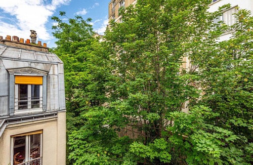 Quartier des Grandes-Carrieres Apartment | GuestReady - Nice urban hideout near Montmartre