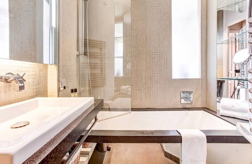 Champs-Elysees Apartment | GuestReady - Spacious stay near Champs-Elysées