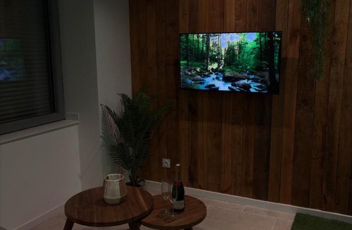 Champigny Apartment | Hédoné LoveRooms