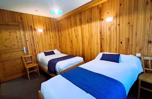 Saint-Romain Hotel | Hôtel Au Pont de Raffiny