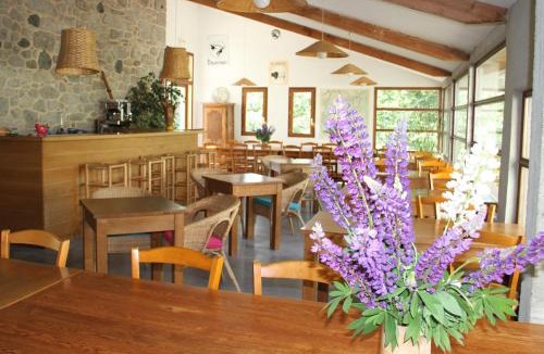 Laguiole Hotel | Hôtel Auberge du Combaïre