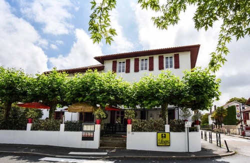 Urt Hotel | Hôtel Auberge l'Estanquet